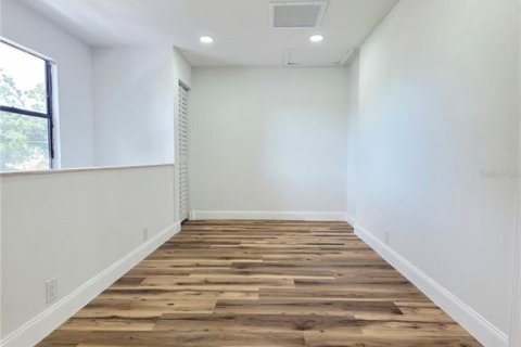 Villa ou maison à vendre à Pinellas Park, Floride: 4 chambres, 167.78 m2 № 1916688 - photo 27