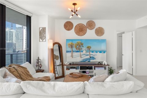 Condominio en alquiler en Miami, Florida, 2 dormitorios, 118.82 m2 № 2008471 - foto 13