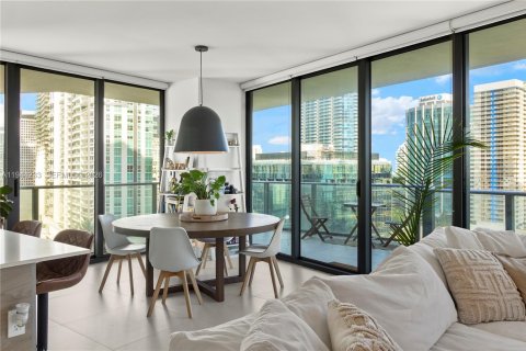 Condominio en alquiler en Miami, Florida, 2 dormitorios, 118.82 m2 № 2008471 - foto 16