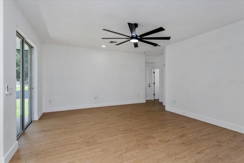 Villa ou maison à vendre à Orlando, Floride: 4 chambres, 235.14 m2 № 2329206 - photo 19