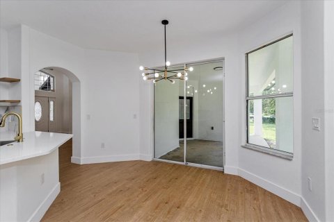 Villa ou maison à vendre à Orlando, Floride: 4 chambres, 235.14 m2 № 2329206 - photo 14