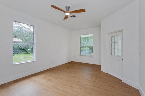 Villa ou maison à vendre à Orlando, Floride: 4 chambres, 235.14 m2 № 2329206 - photo 24