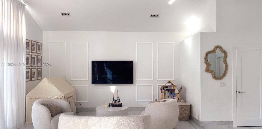 Villa ou maison à Hollywood, Floride 4 chambres, 187.2 m2 № 2023687