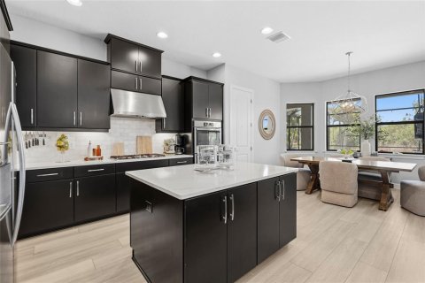 House in Sarasota, Florida 5 bedrooms, 480.4 sq.m. № 2097269 - photo 12