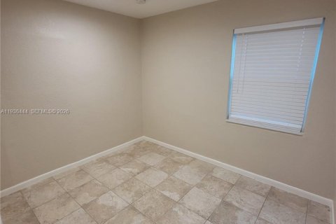 Villa ou maison à louer à Fort Lauderdale, Floride: 3 chambres, 113.71 m2 № 2000955 - photo 10