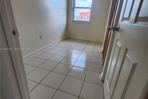 Commercial property in Sebring, Florida № 2030098 - photo 13