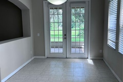 House in Lutz, Florida 5 bedrooms, 333.8 sq.m. № 1915294 - photo 10