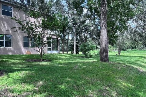 House in Lutz, Florida 5 bedrooms, 333.8 sq.m. № 1915294 - photo 5