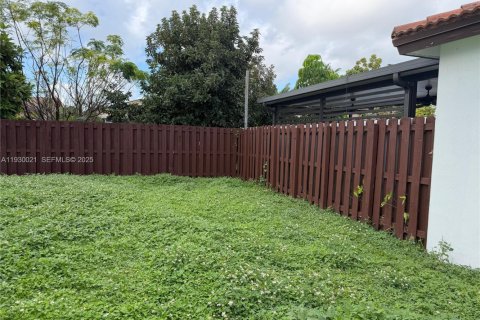 Casa en alquiler en Homestead, Florida, 3 dormitorios № 1988636 - foto 13
