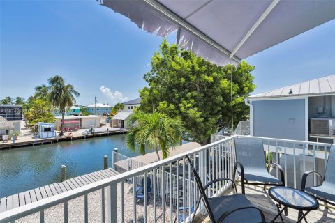House in Islamorada, Village of Islands, Florida 3 bedrooms, 118.73 sq.m. № 1729567 - photo 20
