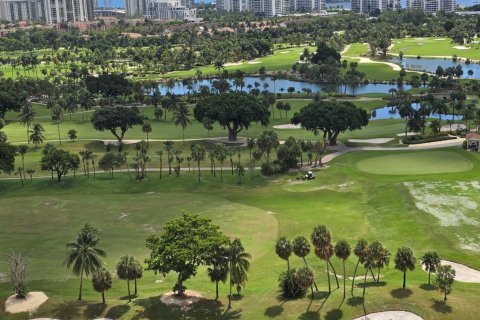 Condo in Aventura, Florida, 2 bedrooms  № 2183066 - photo 30