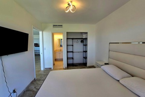Condo in Aventura, Florida, 2 bedrooms  № 2183066 - photo 11