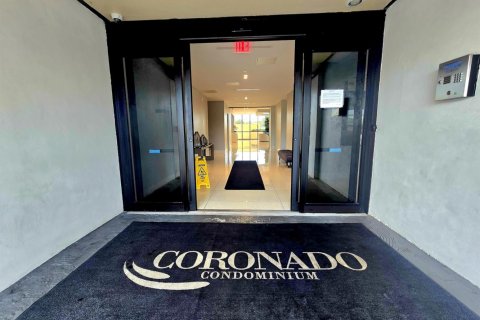 Condo in Aventura, Florida, 2 bedrooms  № 2183066 - photo 19