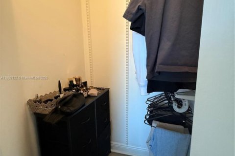 Купить кондоминиум в Хомстед, Флорида 2 спальни, 107.77м2, № 1955618 - фото 23