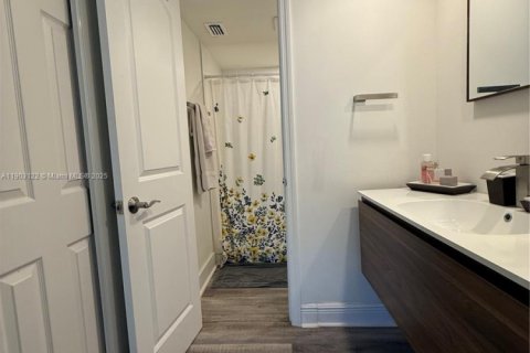 Купить кондоминиум в Хомстед, Флорида 2 спальни, 107.77м2, № 1955618 - фото 13