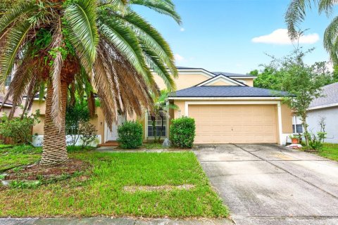 House in Apopka, Florida 4 bedrooms, 233.09 sq.m. № 2266373 - photo 23