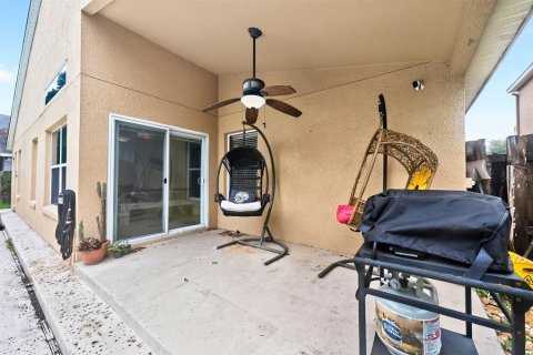 House in Apopka, Florida 4 bedrooms, 233.09 sq.m. № 2266373 - photo 20