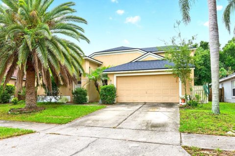 House in Apopka, Florida 4 bedrooms, 233.09 sq.m. № 2266373