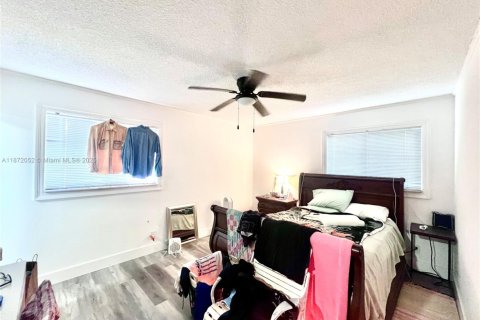 Condominio en alquiler en Fort Lauderdale, Florida, 2 dormitorios, 82.5 m2 № 1922775 - foto 4