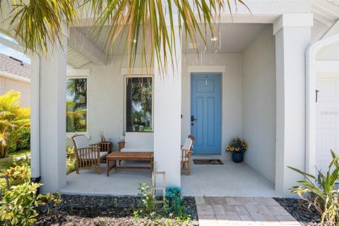 House in Sarasota, Florida 3 bedrooms, 207.26 sq.m. № 2196829 - photo 3