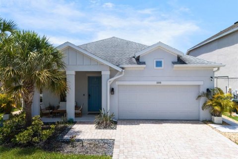 House in Sarasota, Florida 3 bedrooms, 207.26 sq.m. № 2196829 - photo 2