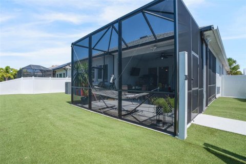 House in Sarasota, Florida 3 bedrooms, 207.26 sq.m. № 2196829 - photo 26