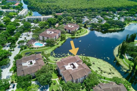 Copropriété à vendre à Coconut Creek, Floride: 3 chambres, 129.32 m2 № 2014386 - photo 2