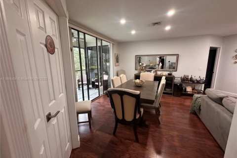 Copropriété à vendre à Coconut Creek, Floride: 3 chambres, 129.32 m2 № 2014386 - photo 20