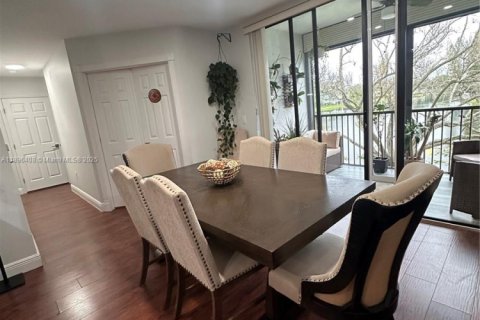 Copropriété à vendre à Coconut Creek, Floride: 3 chambres, 129.32 m2 № 2014386 - photo 26