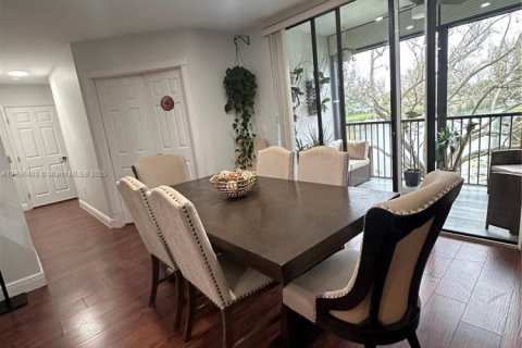 Copropriété à vendre à Coconut Creek, Floride: 3 chambres, 129.32 m2 № 2014386 - photo 21