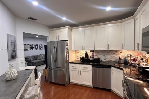 Copropriété à vendre à Coconut Creek, Floride: 3 chambres, 129.32 m2 № 2014386 - photo 12