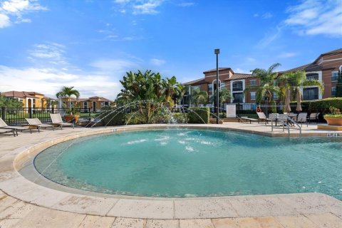 Copropriété à vendre à Sarasota, Floride: 1 chambre, 71.35 m2 № 2410118 - photo 9