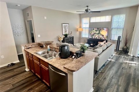 Copropriété à vendre à Sarasota, Floride: 1 chambre, 71.35 m2 № 2410118 - photo 14