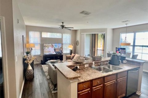 Copropriété à vendre à Sarasota, Floride: 1 chambre, 71.35 m2 № 2410118 - photo 13