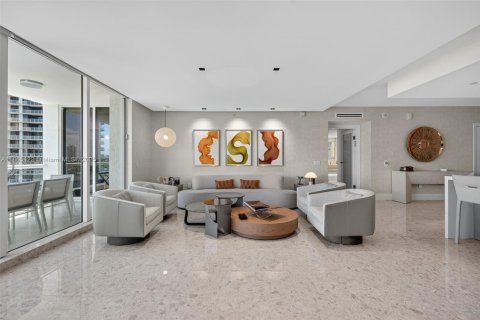 Condominio en venta en Aventura, Florida, 3 dormitorios, 263.84 m2 № 1928690 - foto 10