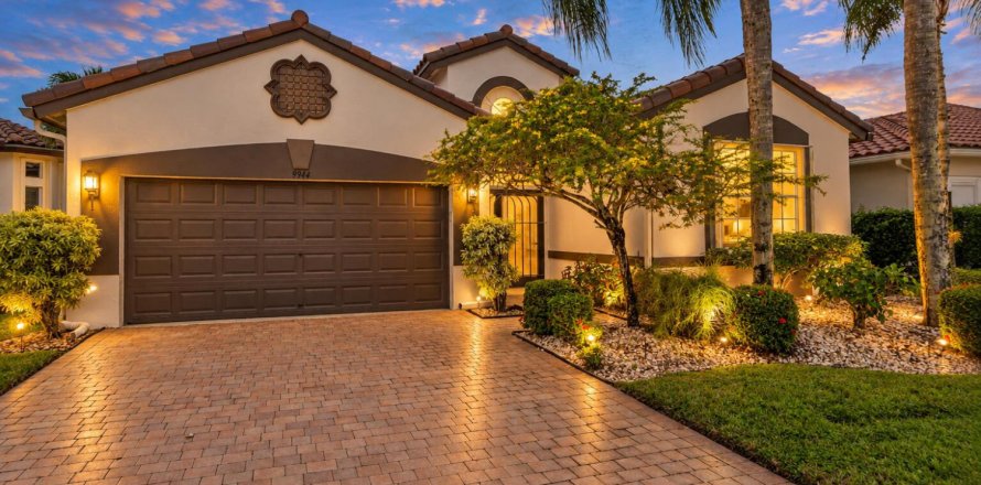Villa ou maison à Lake Worth, Floride 3 chambres, 178.74 m2 № 2410729