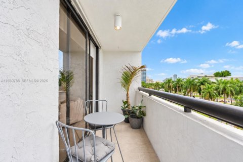 Condominio en venta en Miami Beach, Florida, 2 dormitorios, 93.83 m2 № 2346916 - foto 18