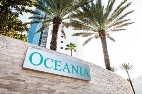 Condominio en alquiler en Sunny Isles Beach, Florida, 3 dormitorios, 217.39 m2 № 1950461 - foto 2