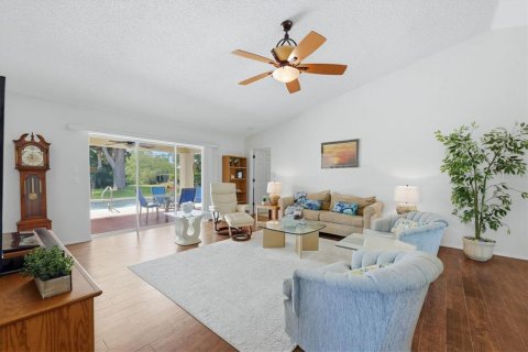 Villa ou maison à vendre à Port Charlotte, Floride: 3 chambres, 145.95 m2 № 2258863 - photo 6
