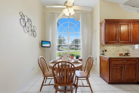 Villa ou maison à vendre à Port Charlotte, Floride: 3 chambres, 145.95 m2 № 2258863 - photo 11