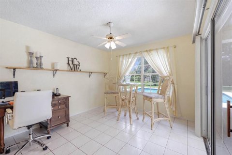 Villa ou maison à vendre à Port Charlotte, Floride: 3 chambres, 145.95 m2 № 2258863 - photo 15