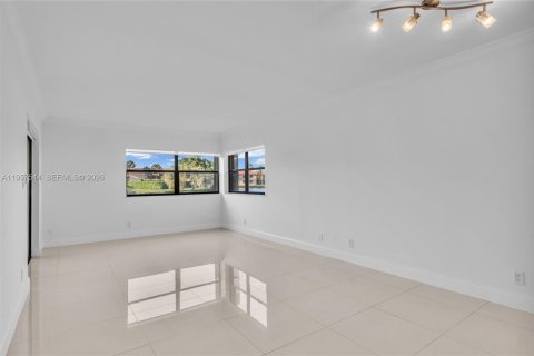 Снять в аренду кондоминиум в Уэстон, Флорида 2 спальни, 88.81м2, № 2017453 - фото 8