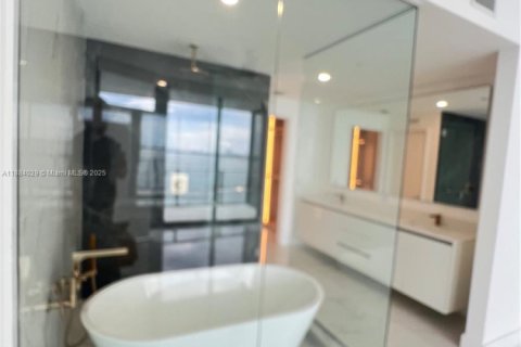 Copropriété à louer à Miami, Floride: 2 chambres, 165.64 m2 № 1932681 - photo 20