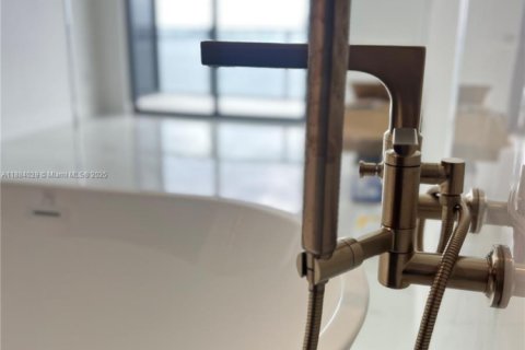 Copropriété à louer à Miami, Floride: 2 chambres, 165.64 m2 № 1932681 - photo 19