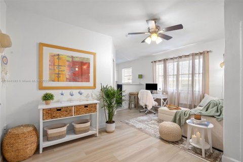 Copropriété à vendre à Miami Beach, Floride: 37.16 m2 № 1839626 - photo 5