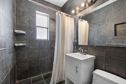 Copropriété à vendre à Miami Beach, Floride: 37.16 m2 № 1839626 - photo 10