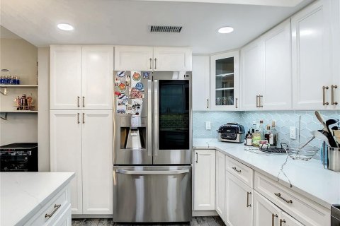 Condo in Clearwater, Florida, 2 bedrooms  № 1906191 - photo 23