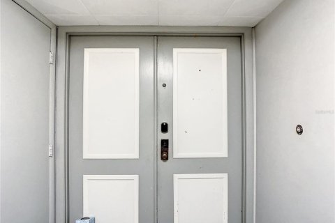 Condo in Clearwater, Florida, 2 bedrooms  № 1906191 - photo 19