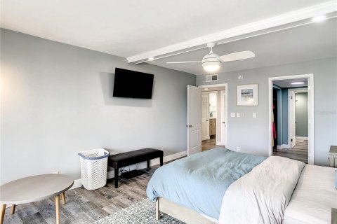 Condo in Clearwater, Florida, 2 bedrooms  № 1906191 - photo 14