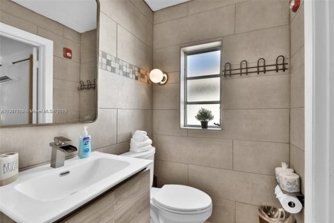 Hotel in Miami Beach, Florida № 1973397 - photo 19